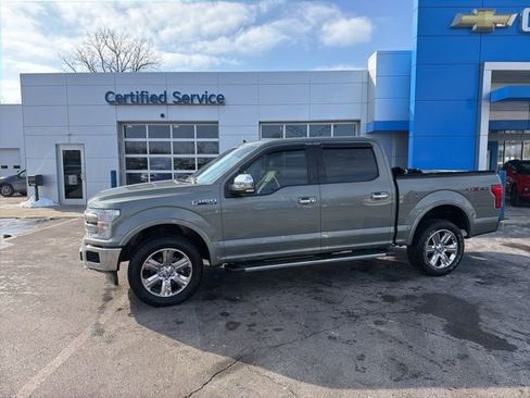 Used 2019 Ford F150 Lariat w/ Equipment Group 502A Luxury AWD/4WD image 4