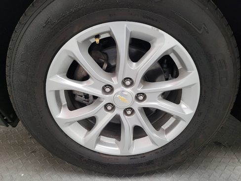 Used 2021 Chevrolet Equinox LT image 31