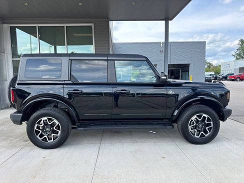 Certified 2024 Ford Bronco Outer Banks AWD/4WD image 9