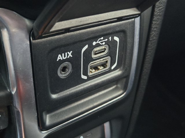 Used 2026 Jeep Wrangler Unlimited Rubicon AWD/4WD image 26