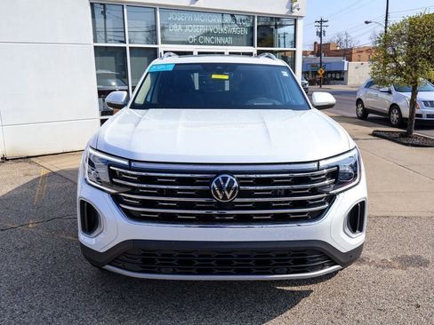 Certified 2024 Volkswagen Atlas SEL image 7