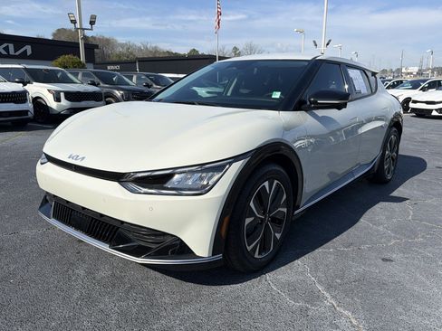 Used 2022 Kia EV6 Wind w/ Wind Technology Package image 3