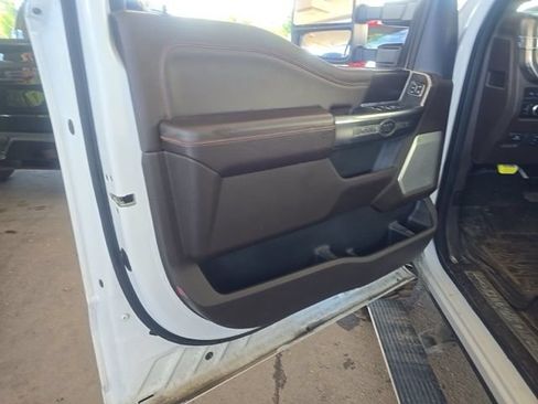 Used 2023 Ford F250 King Ranch AWD/4WD image 9