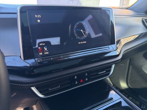 Used 2025 Volkswagen Atlas Cross Sport SEL R-Line AWD/4WD image 23
