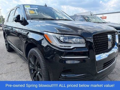 Used 2024 Lincoln Navigator Reserve AWD/4WD image 10
