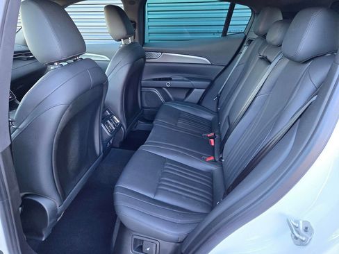 Used 2024 Maserati Grecale GT image 10