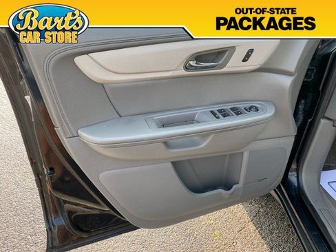 Used 2015 Chevrolet Traverse LT AWD/4WD image 25