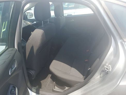 Used 2016 Ford Focus SE FWD image 5
