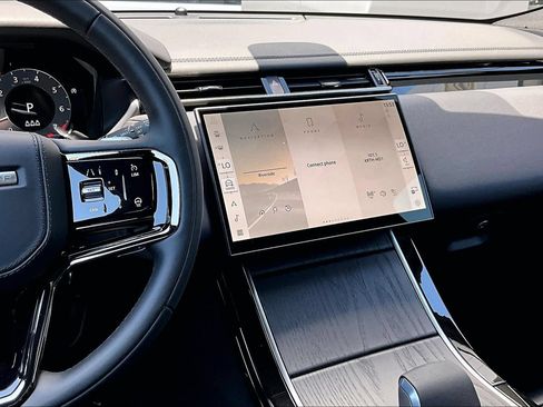 New 2026 Land Rover Range Rover Velar Dynamic SE AWD/4WD image 7