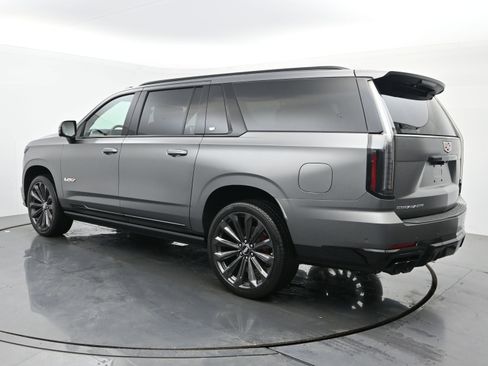 New 2026 Cadillac Escalade ESV V w/ LPO, Onyx Lite Package image 3