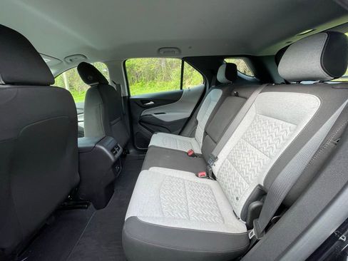 Certified 2023 Chevrolet Equinox LS AWD/4WD image 20