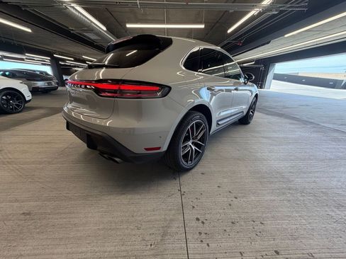 Certified 2023 Porsche Macan S image 4