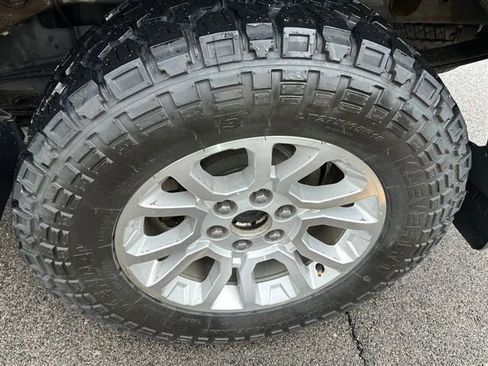 Used 2014 GMC Sierra 1500 SLE w/ SLE Value Package image 8