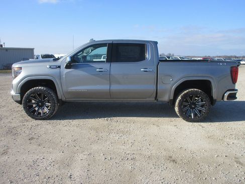 New 2026 GMC Sierra 1500 SLT w/ SLT Convenience Package image 9