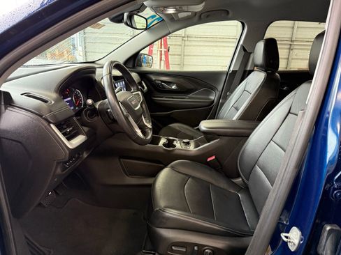 Used 2022 GMC Terrain SLT w/ Tech Package AWD/4WD image 12