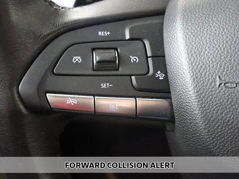 Used 2023 Cadillac XT4 Luxury image 4