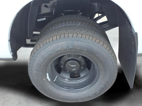 New 2026 RAM 3500 Tradesman AWD/4WD image 7