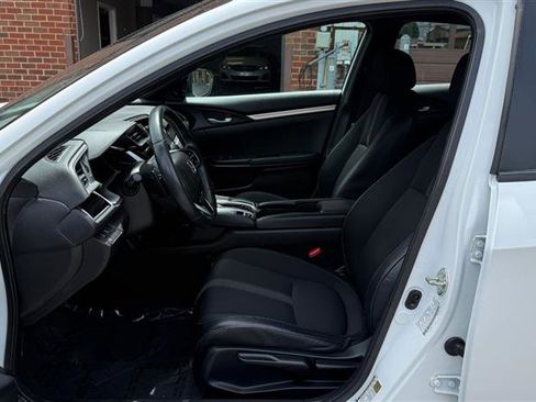 Used 2020 Honda Civic Sport image 23