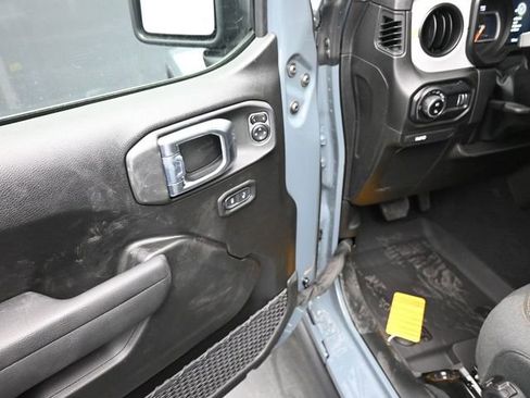 New 2026 Jeep Gladiator Sport AWD/4WD image 14