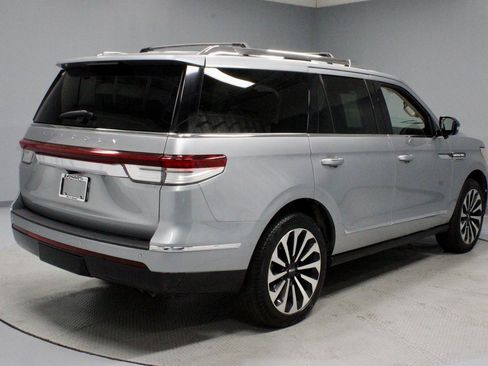 Used 2023 Lincoln Navigator Reserve w/ Equipment Group 201A image 12