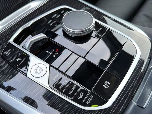 New 2026 BMW X5 xDrive40i AWD/4WD image 15
