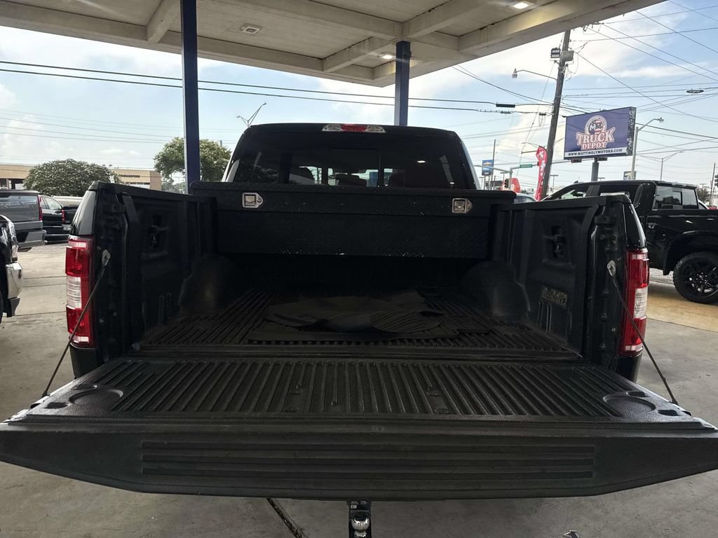Used 2019 Ford F150 XLT w/ Equipment Group 302A Luxury AWD/4WD image 9