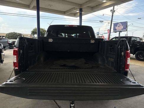 Used 2019 Ford F150 XLT w/ Equipment Group 302A Luxury AWD/4WD image 9