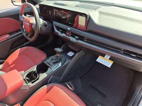 New 2026 Kia K4 EX w/ GT-Line Premium Package FWD image 30