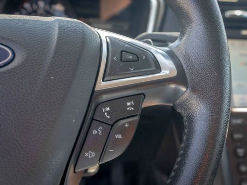 Used 2020 Ford Fusion Titanium AWD/4WD image 40