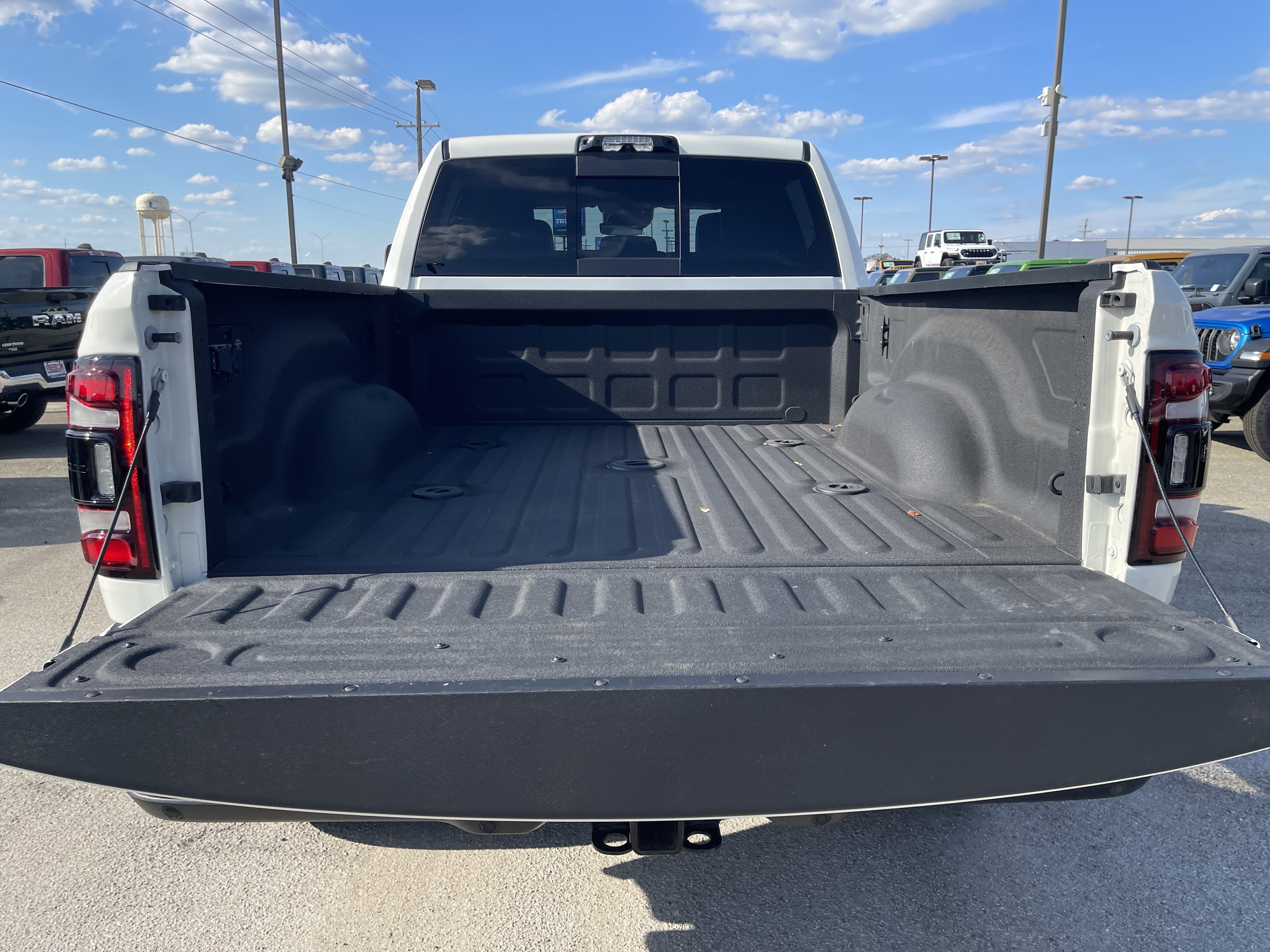 Used 2024 RAM 2500 Limited AWD/4WD image 13