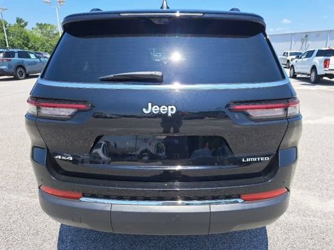 Used 2024 Jeep Grand Cherokee L Limited w/ Luxury Tech Group II AWD/4WD image 10