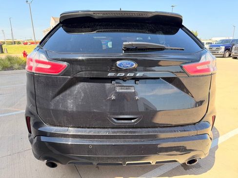 Used 2021 Ford Edge ST-Line FWD image 2