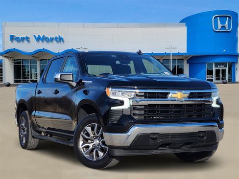 Used 2022 Chevrolet Silverado 1500 LT image 1
