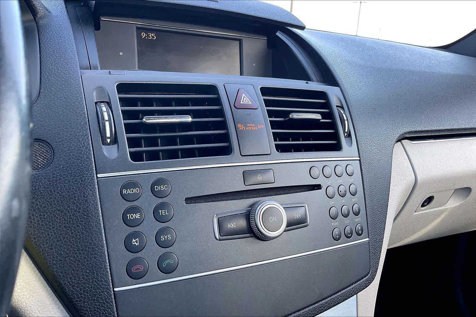 Used 2011 Mercedes-Benz C 300 Sedan image 32