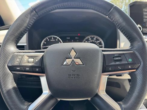 Used 2022 Mitsubishi Outlander SEL AWD/4WD image 18