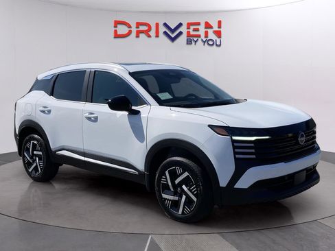 New 2026 Nissan Kicks SV w/ SV Premium Package image 7