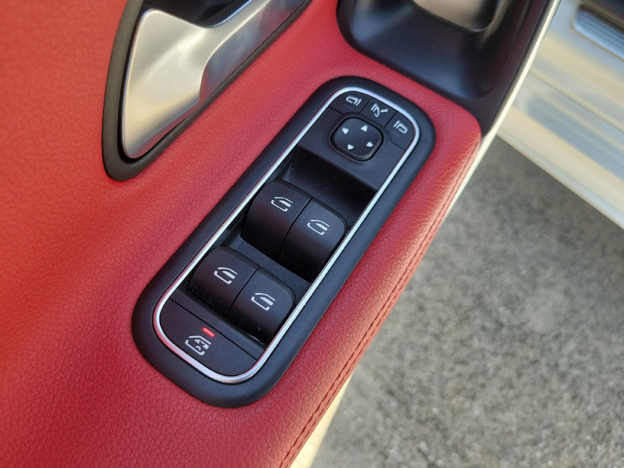 Used 2022 Mercedes-Benz CLA 250 image 13