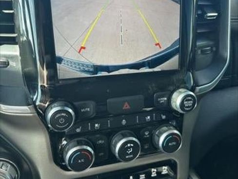 Used 2021 RAM 1500 Laramie AWD/4WD image 6
