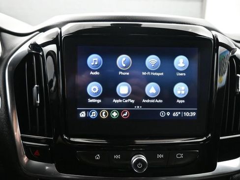 Used 2023 Chevrolet Traverse LT image 19
