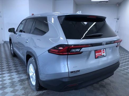 Certified 2025 Toyota Grand Highlander AWD image 14