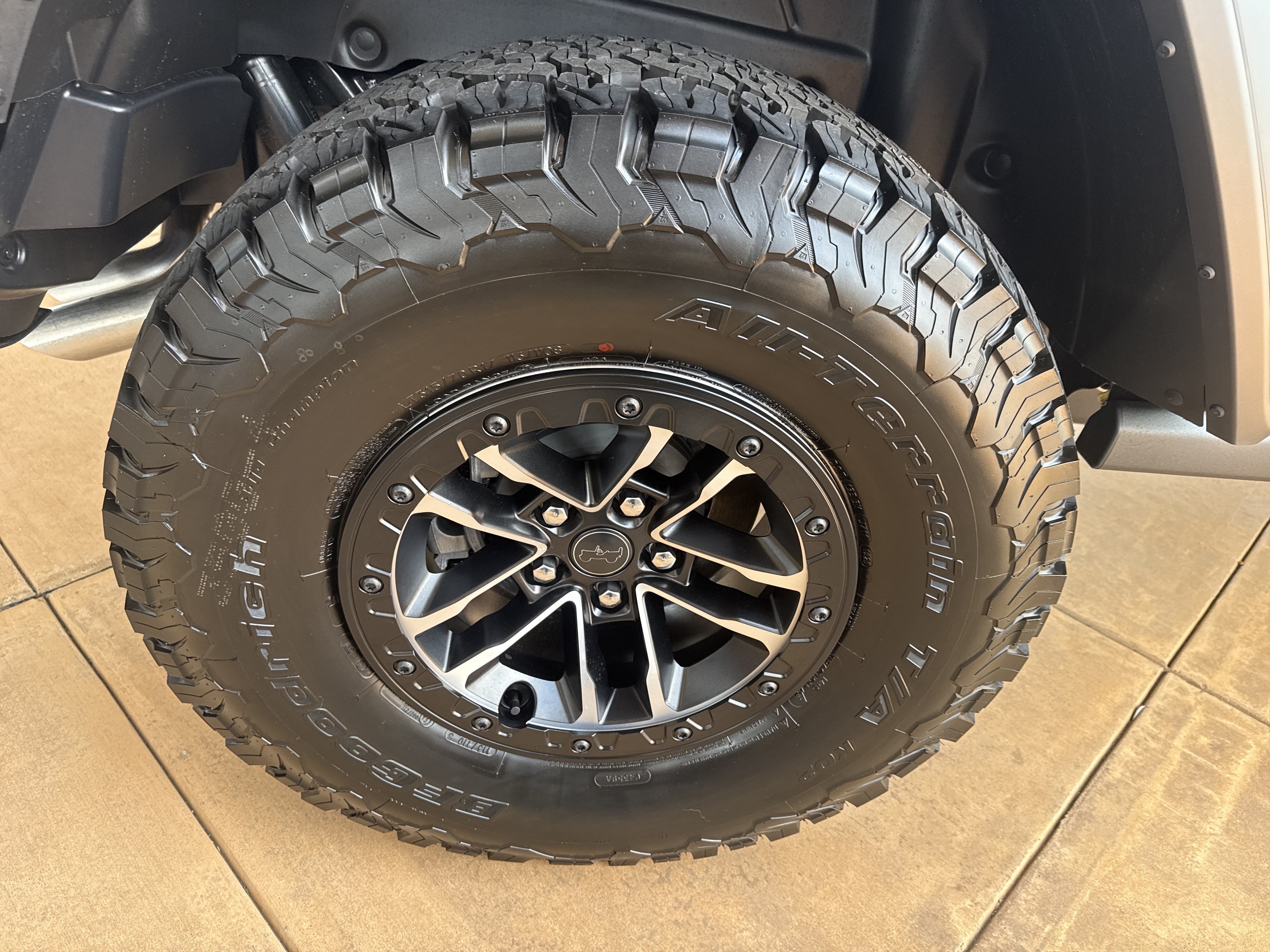 New 2026 Jeep Wrangler Unlimited Rubicon 392 w/ Quick Order Package 27X Moab AWD/4WD image 17