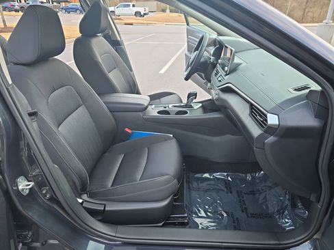 Used 2019 Nissan Altima 2.5 SV image 10