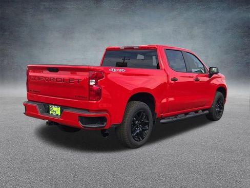 Used 2025 Chevrolet Silverado 1500 Custom w/ Turbomax Blackout Package AWD/4WD image 3