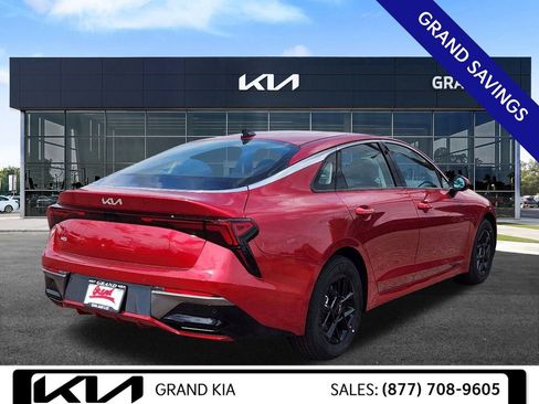 New 2025 Kia K5 LXS image 5