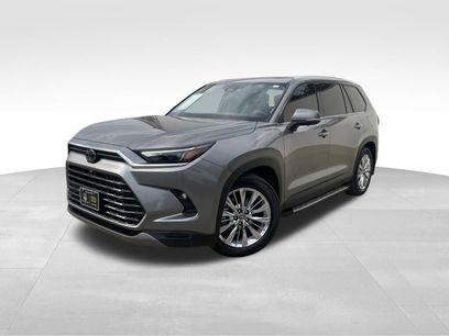 Used 2025 Toyota Grand Highlander AWD