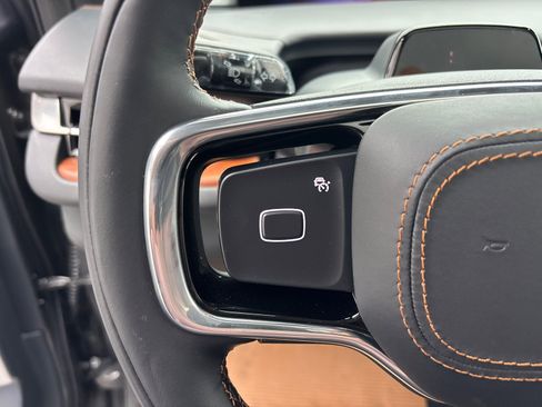 New 2026 Lincoln Navigator Black Label AWD/4WD image 16