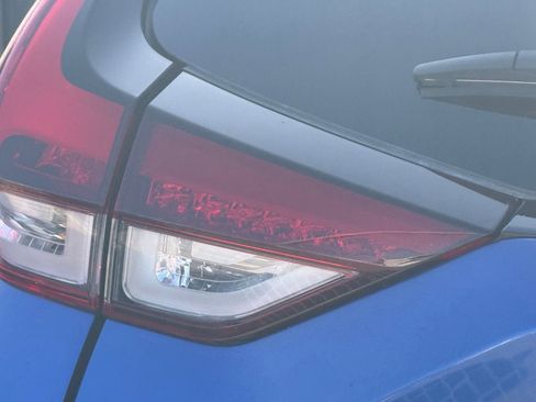 Used 2024 Mitsubishi Eclipse Cross SE AWD/4WD image 9