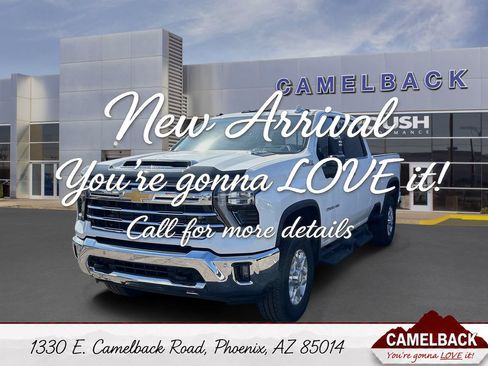 Used 2025 Chevrolet Silverado 2500 LTZ w/ LTZ Plus Package AWD/4WD image 1