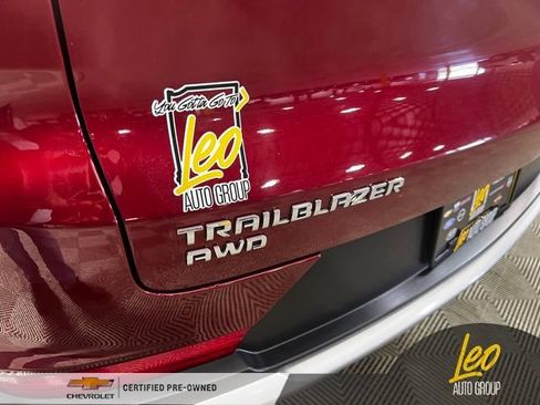 Used 2023 Chevrolet TrailBlazer LT AWD/4WD image 8