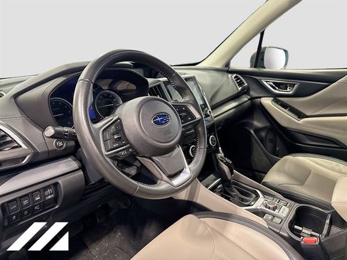 Used 2020 Subaru Forester Limited w/ Popular Package #3 AWD/4WD image 9